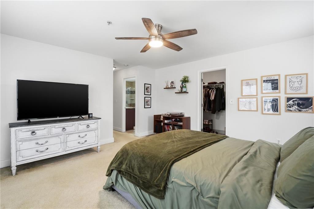 1106 Madison Lane SE