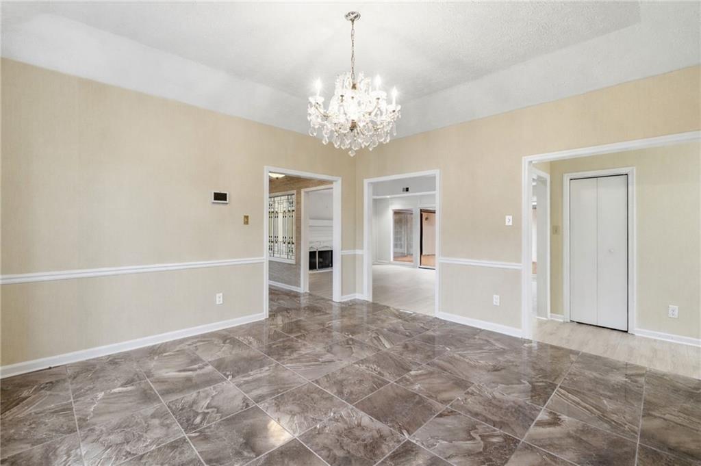 1130 Valley Ridge Court SE