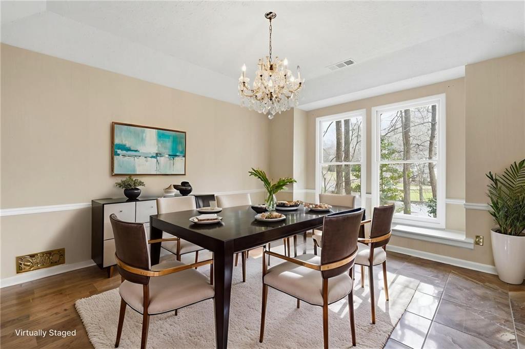 1130 Valley Ridge Court SE