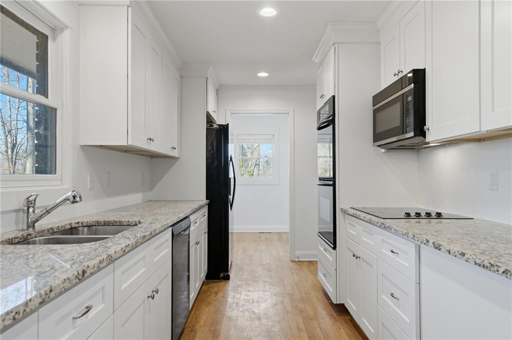 1460 Hillcrest Drive