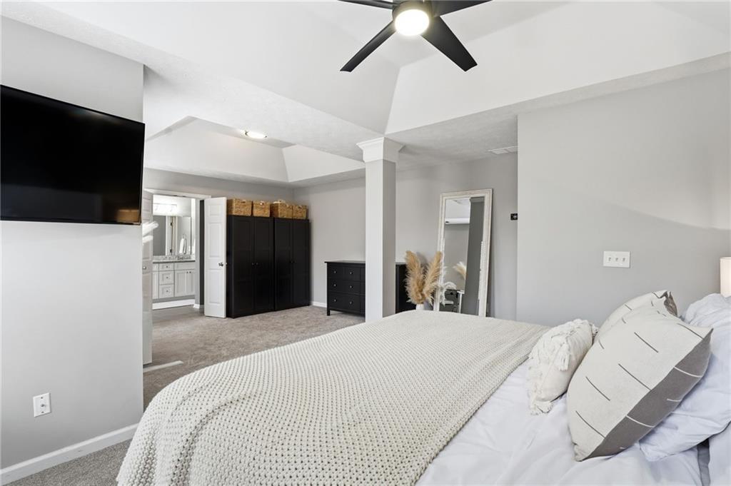 5076 Newpark Drive NW