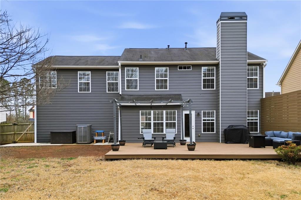 5076 Newpark Drive NW