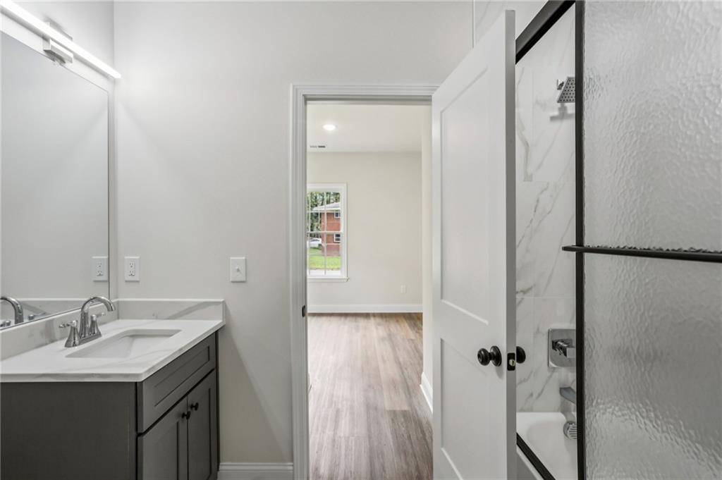 1125 Cordova Street SW