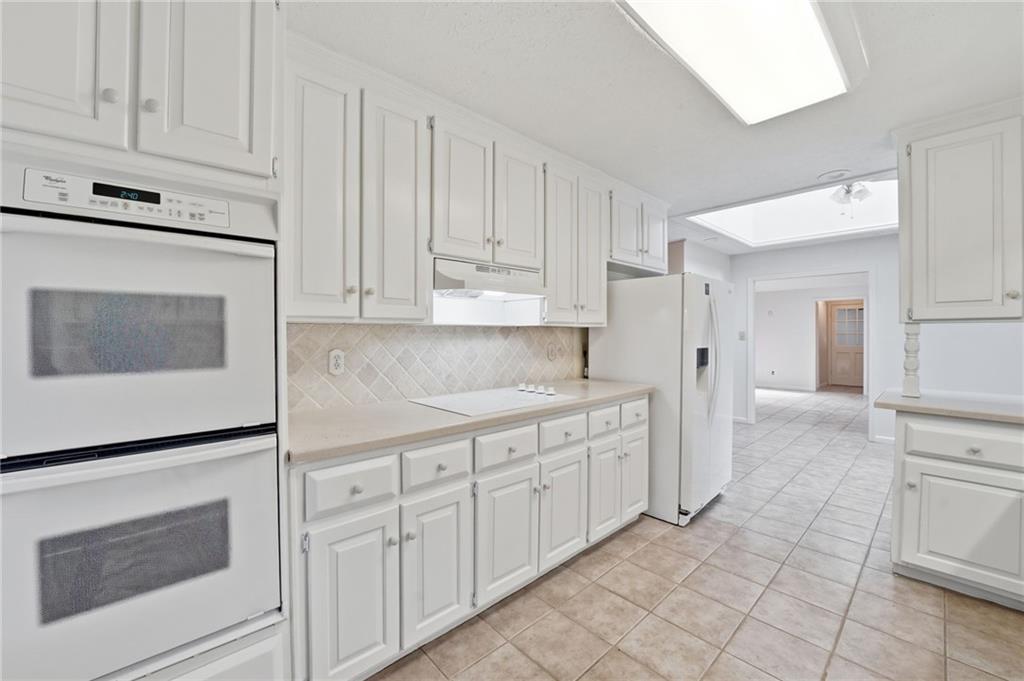 1130 Valley Ridge Court SE