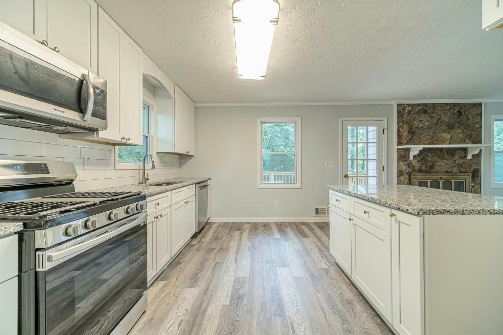 325 Little Rock Court