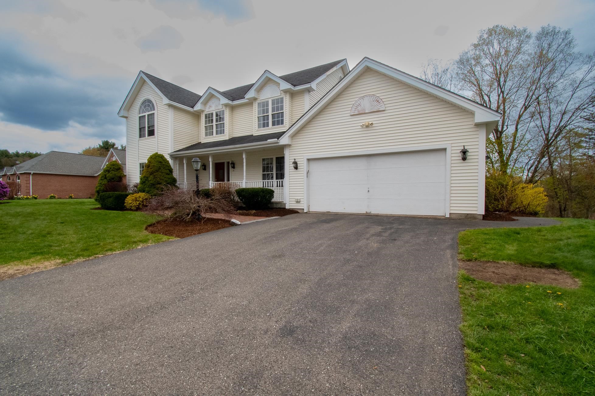 29 McLane Lane
