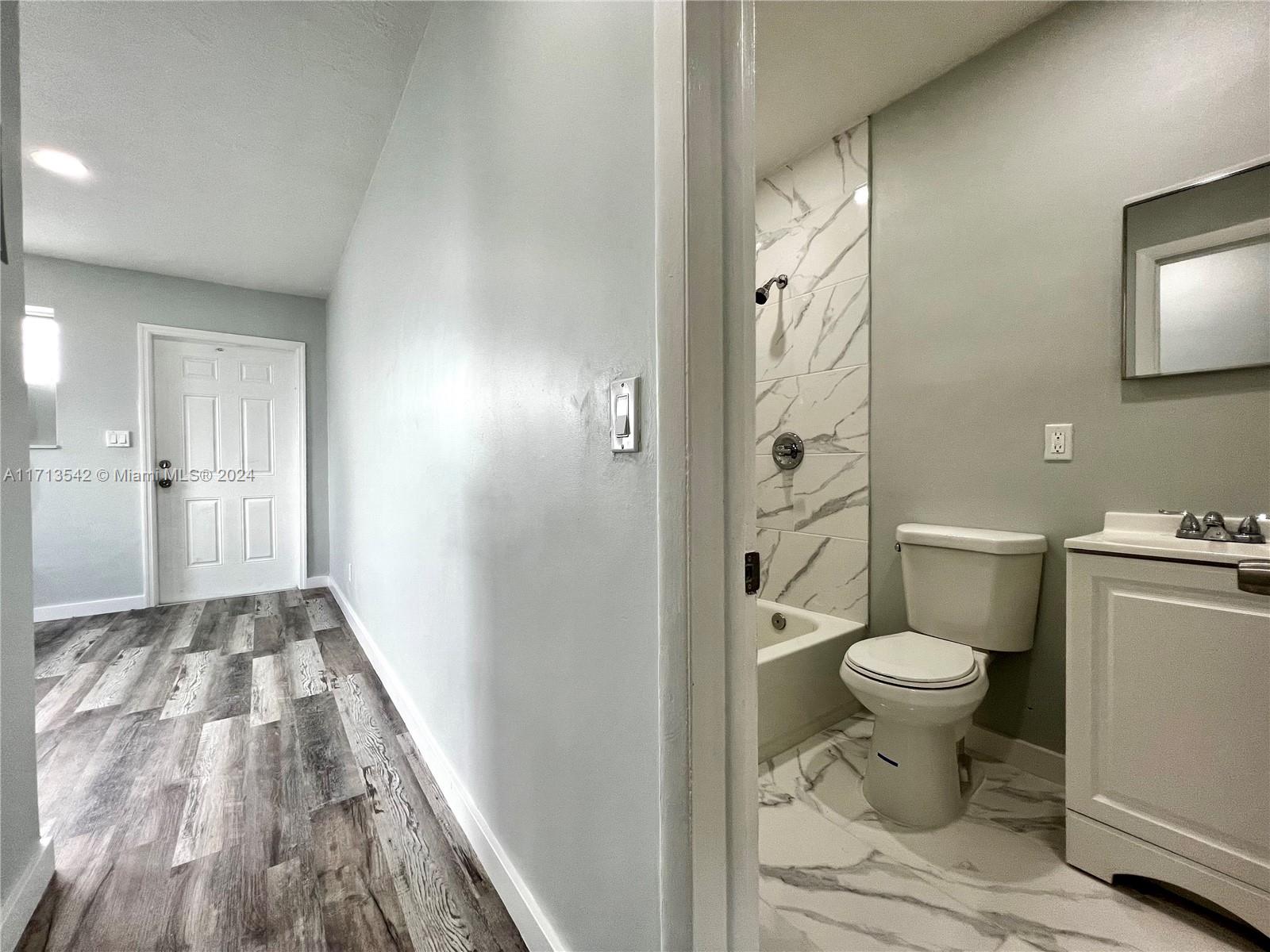 809 NW 7th Ave # 4