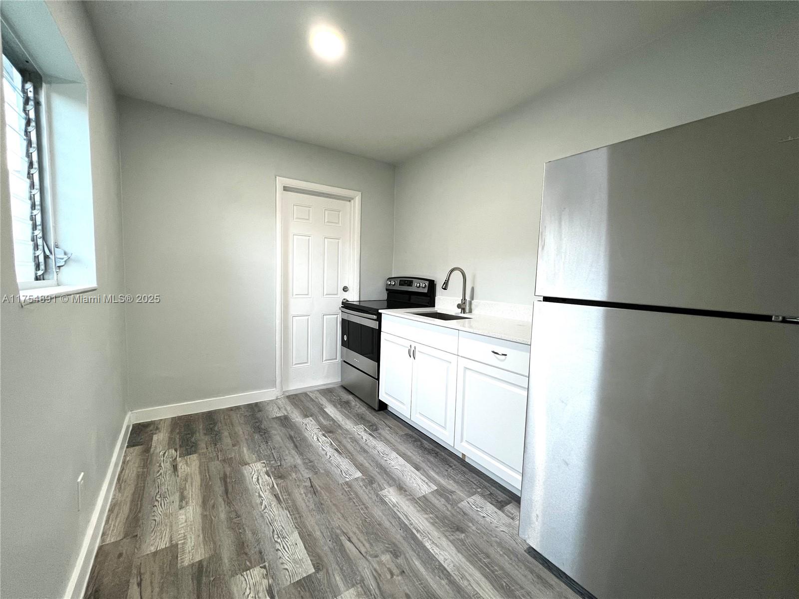 814 NW 7th Ter # 4
