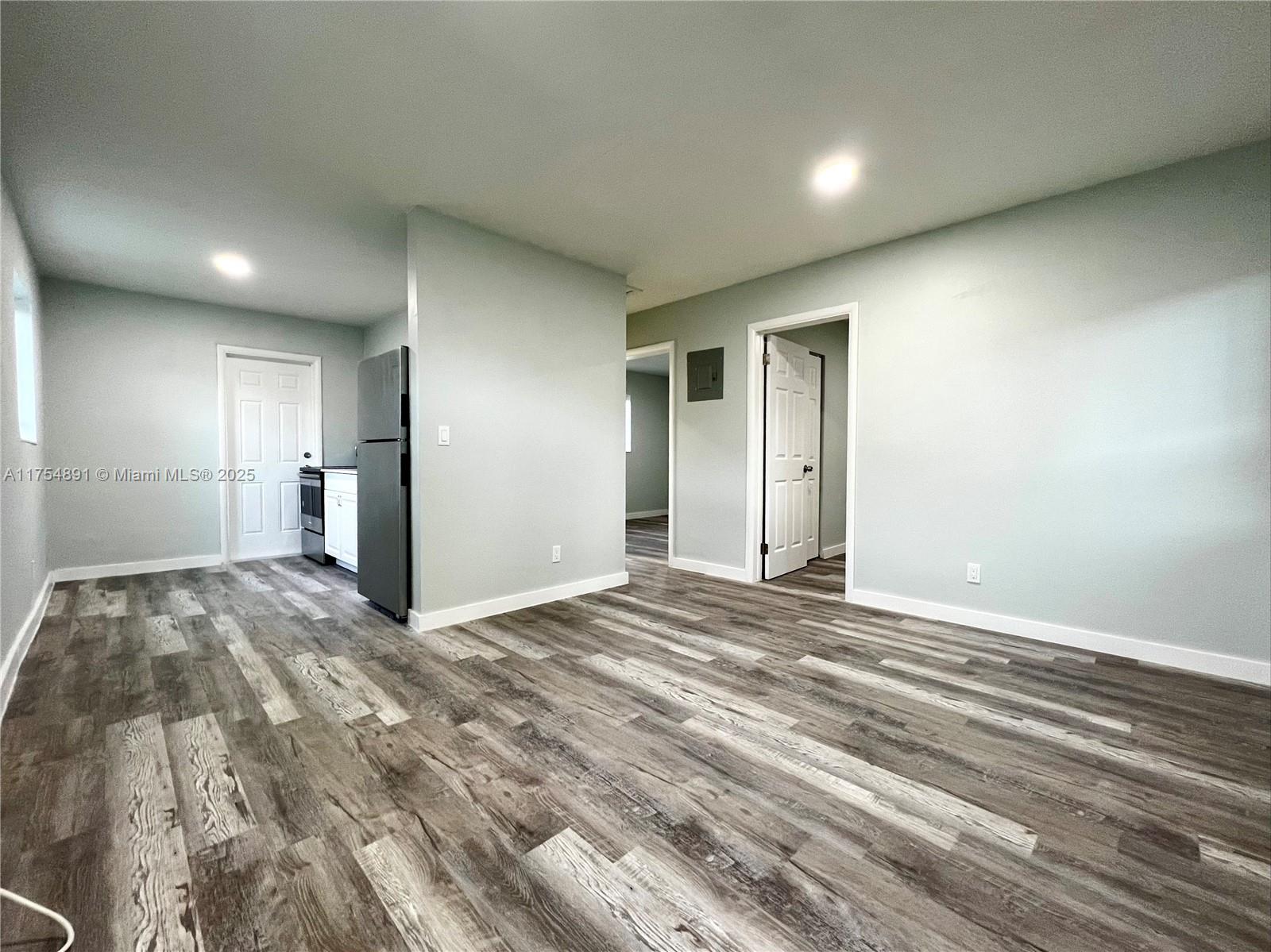 814 NW 7th Ter # 4