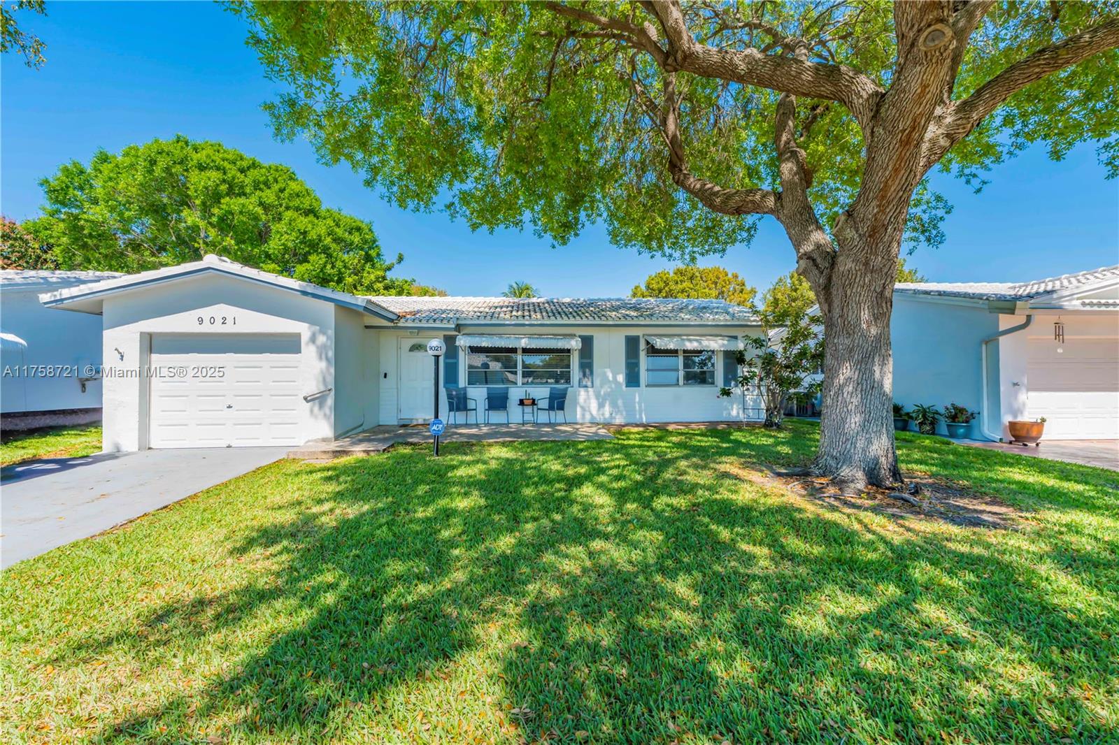 9021 NW 12th St