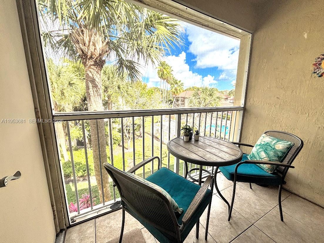 460 S Park Rd # 303 Unit: 6-303