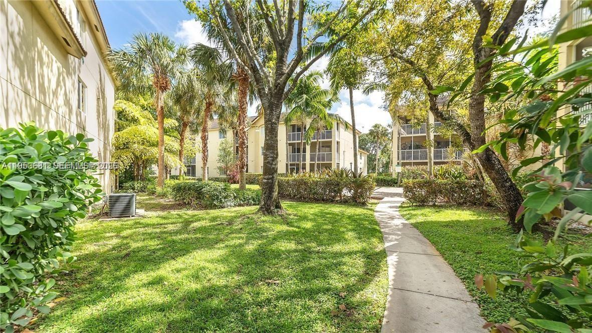 460 S Park Rd # 303 Unit: 6-303