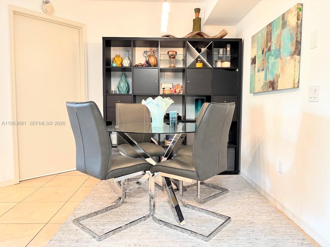 460 S Park Rd # 303 Unit: 6-303