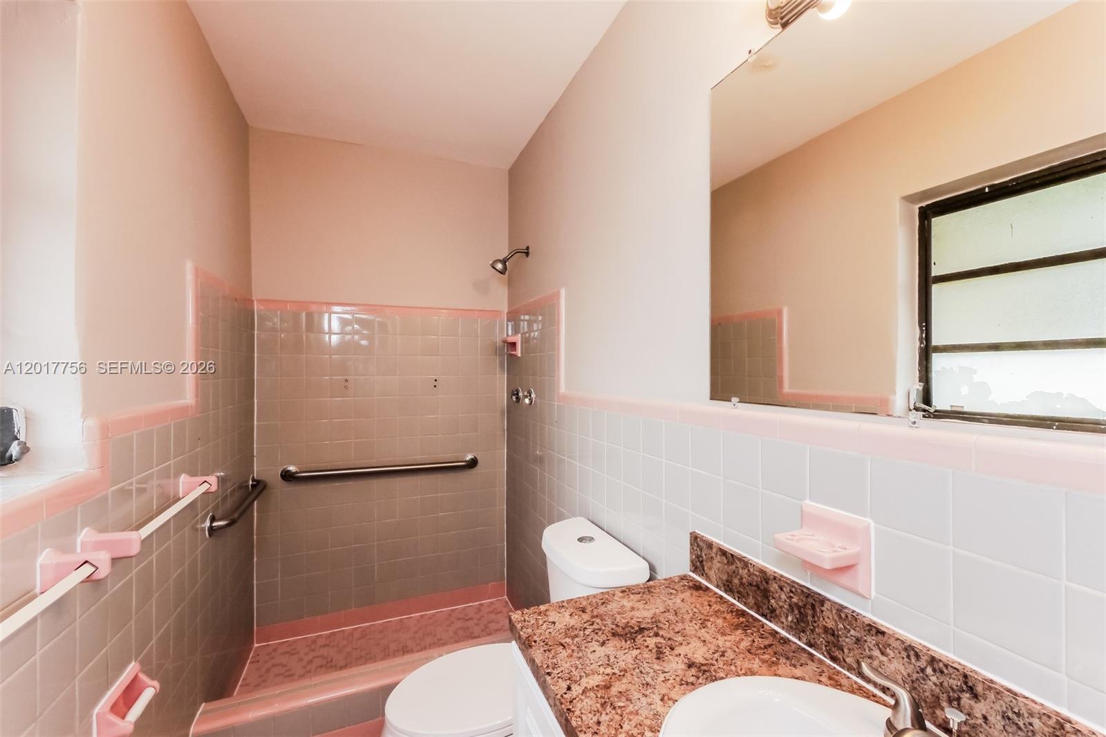 830 E Evanston Cir