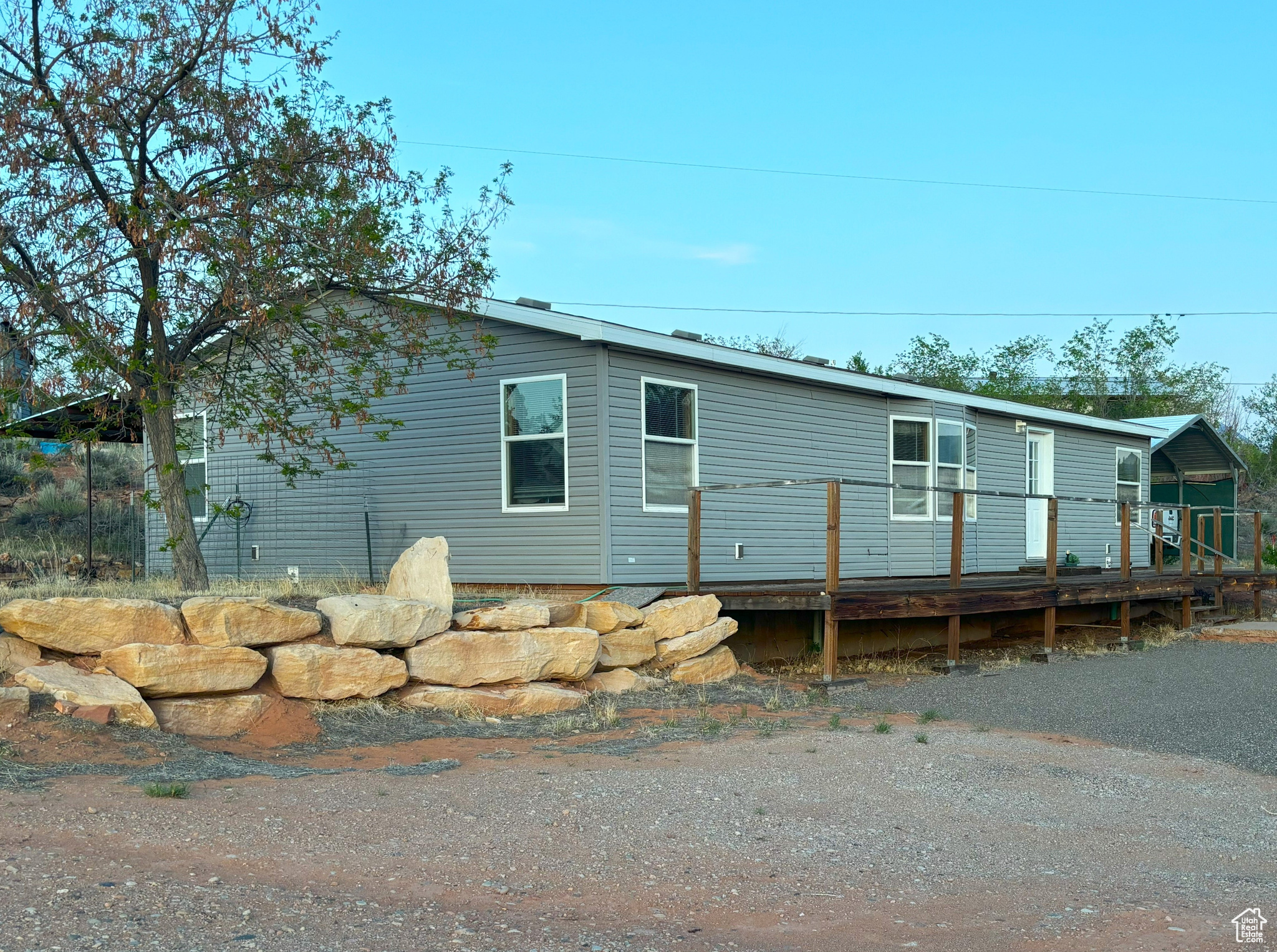1982 CEDAR MESA CT