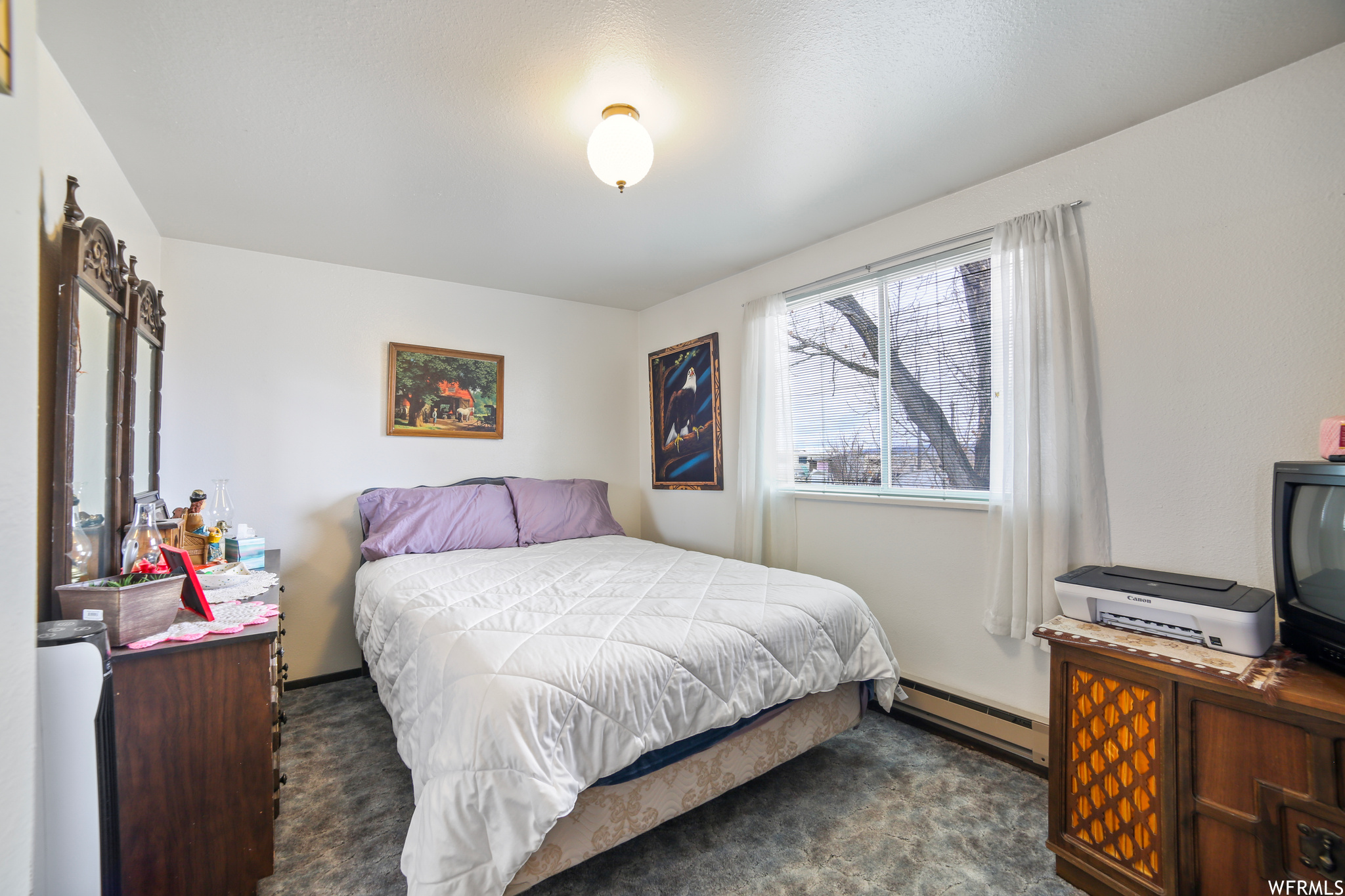 122 E MARKLE