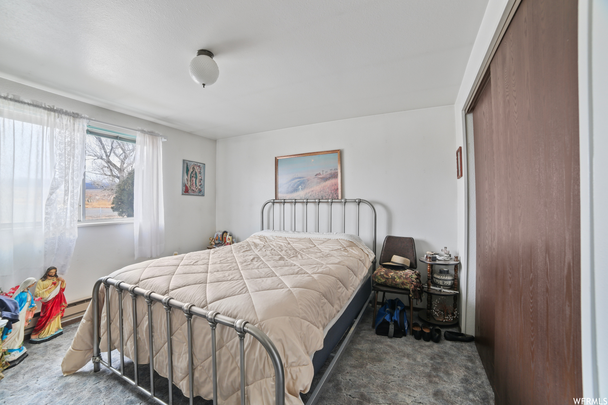 122 E MARKLE
