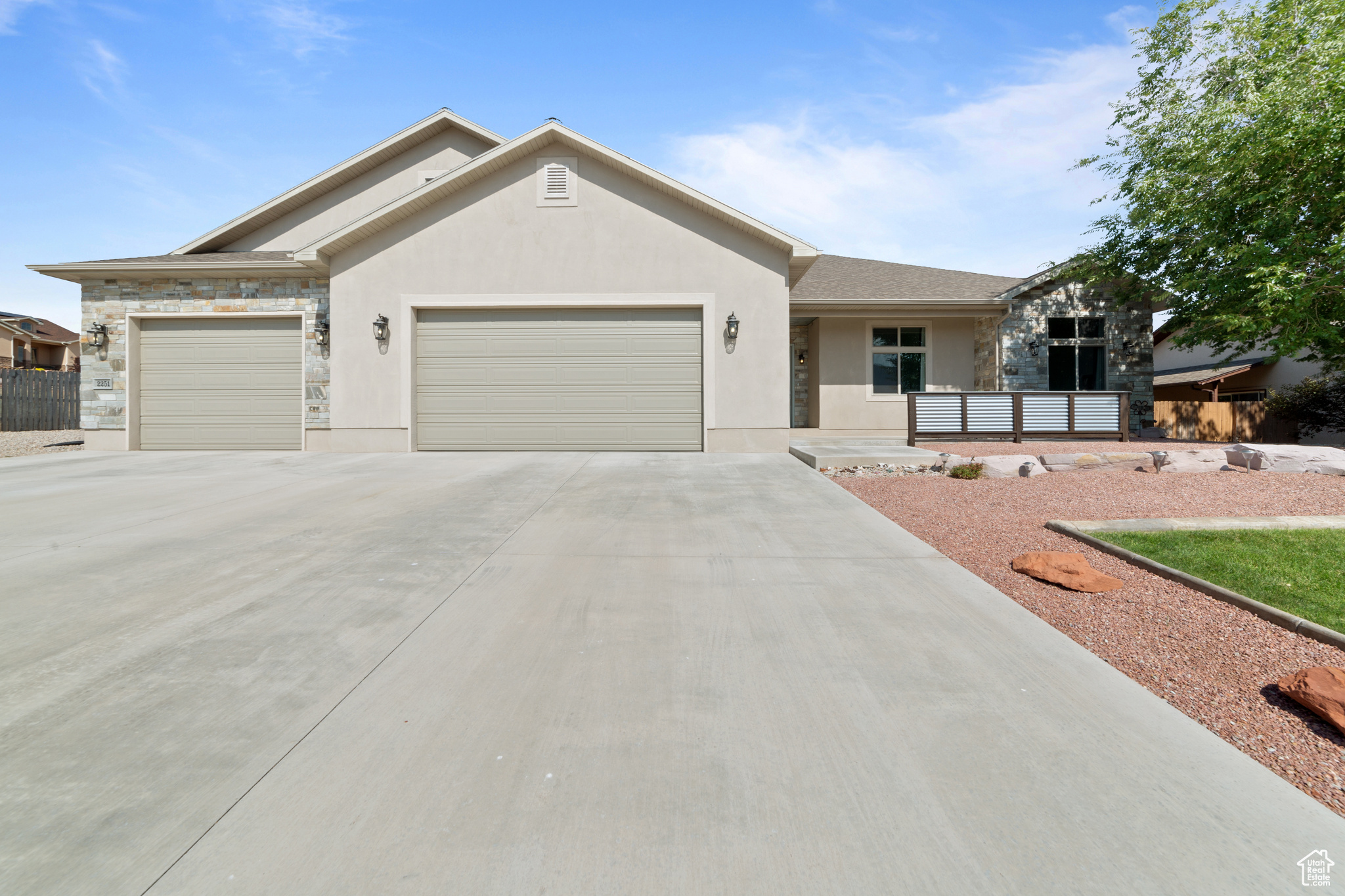 2251 RIO VERDE