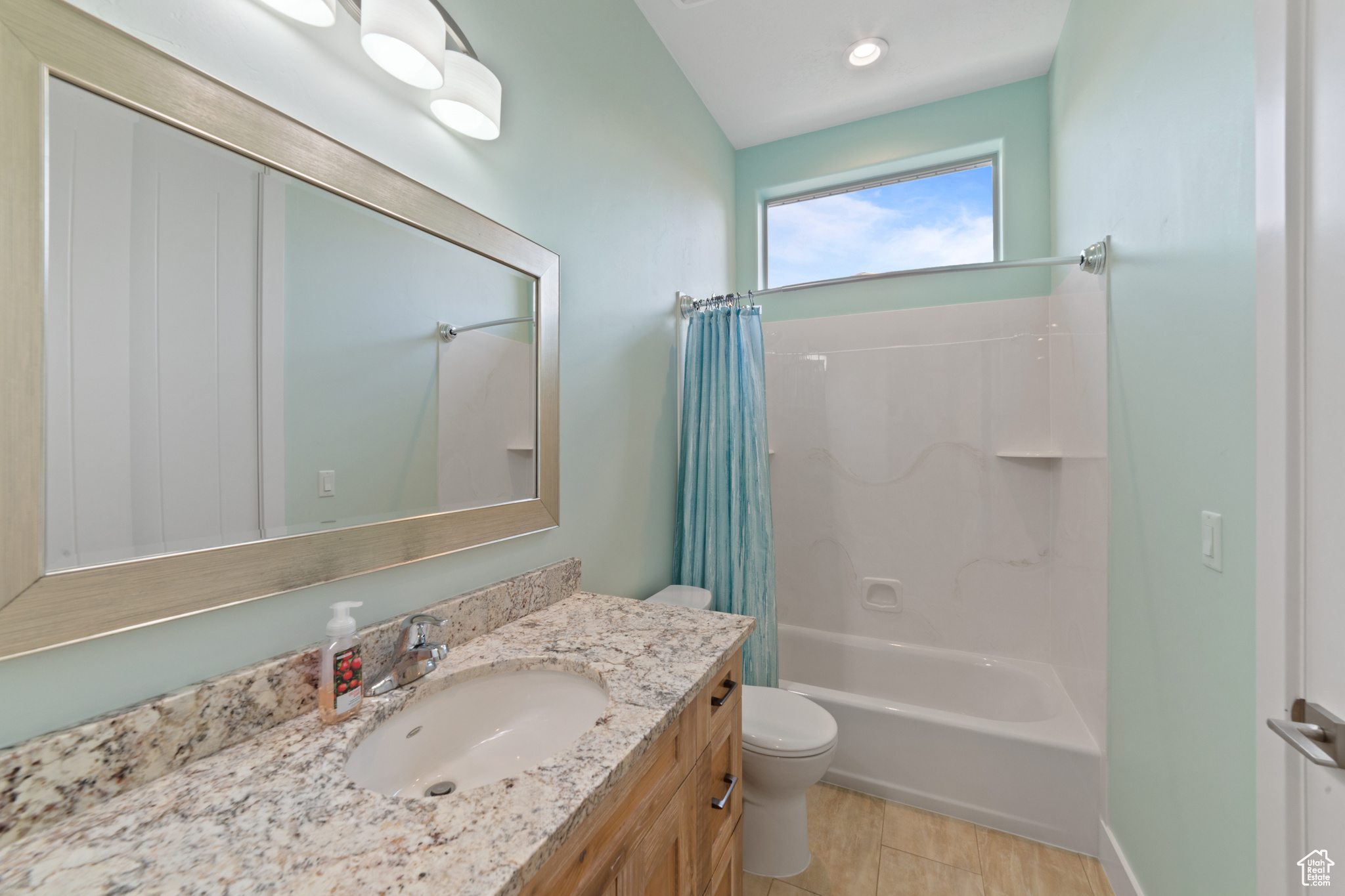 2251 RIO VERDE