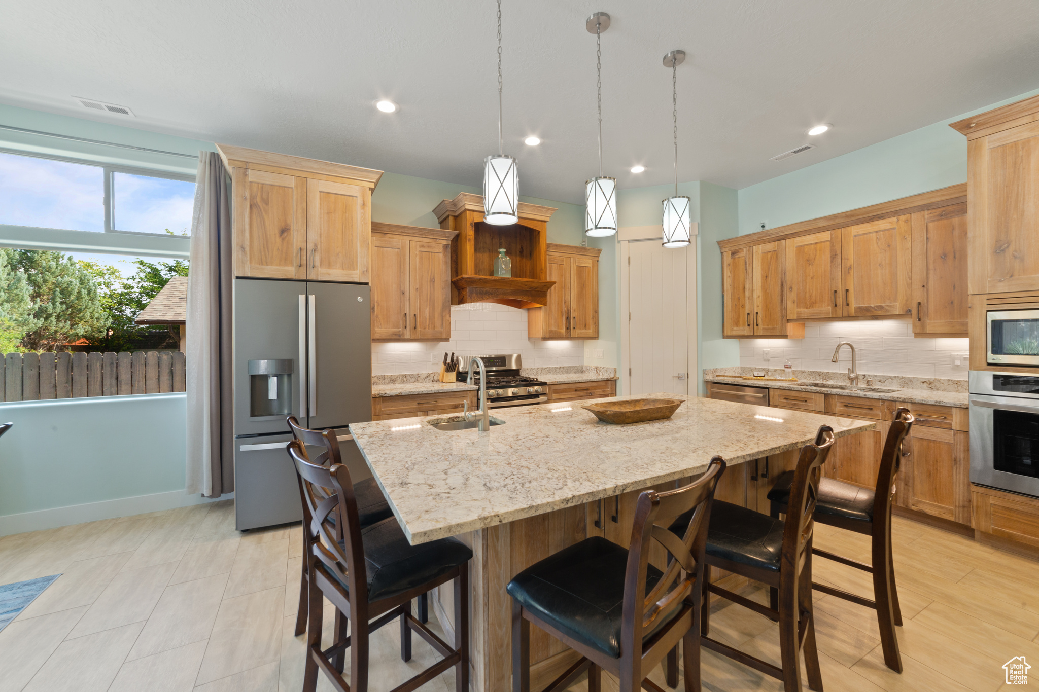 2251 RIO VERDE