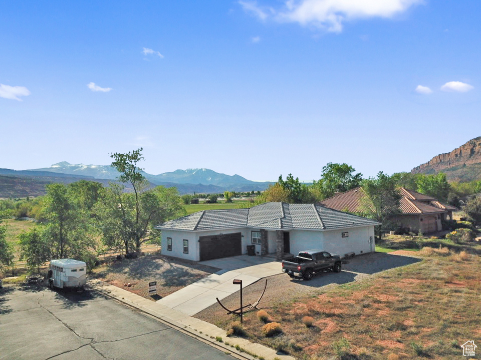 3276 E DESERT WILLOW