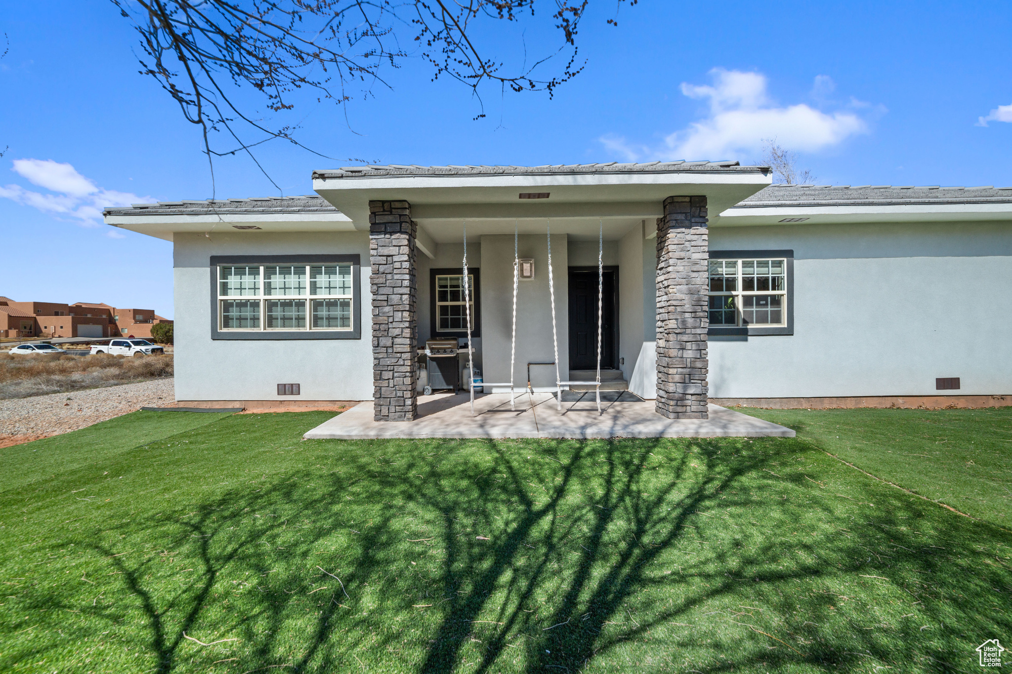 3276 E DESERT WILLOW