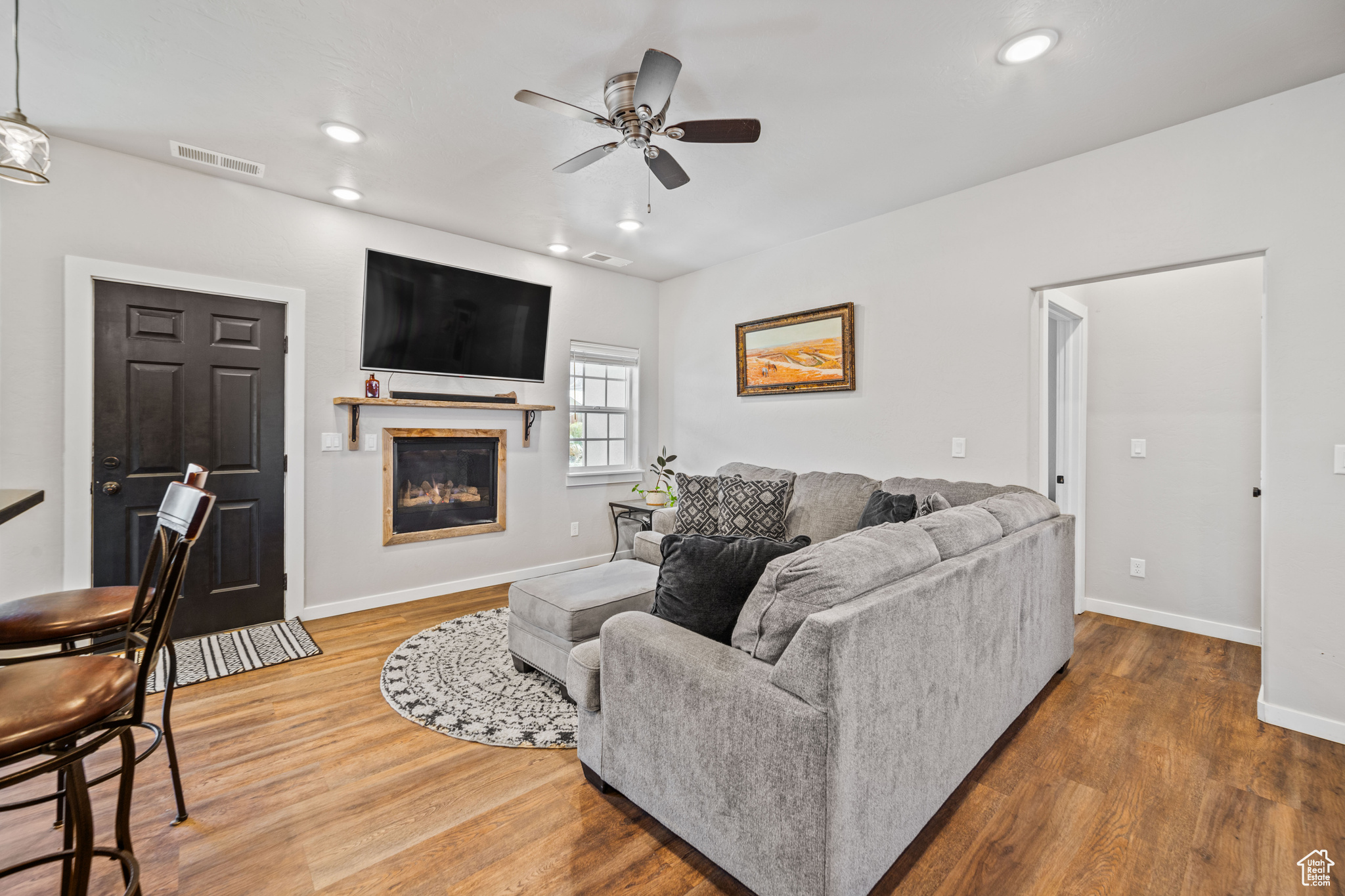 3276 E DESERT WILLOW