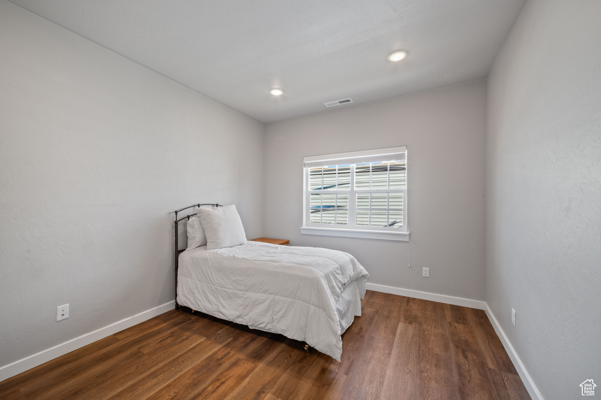 3276 E DESERT WILLOW