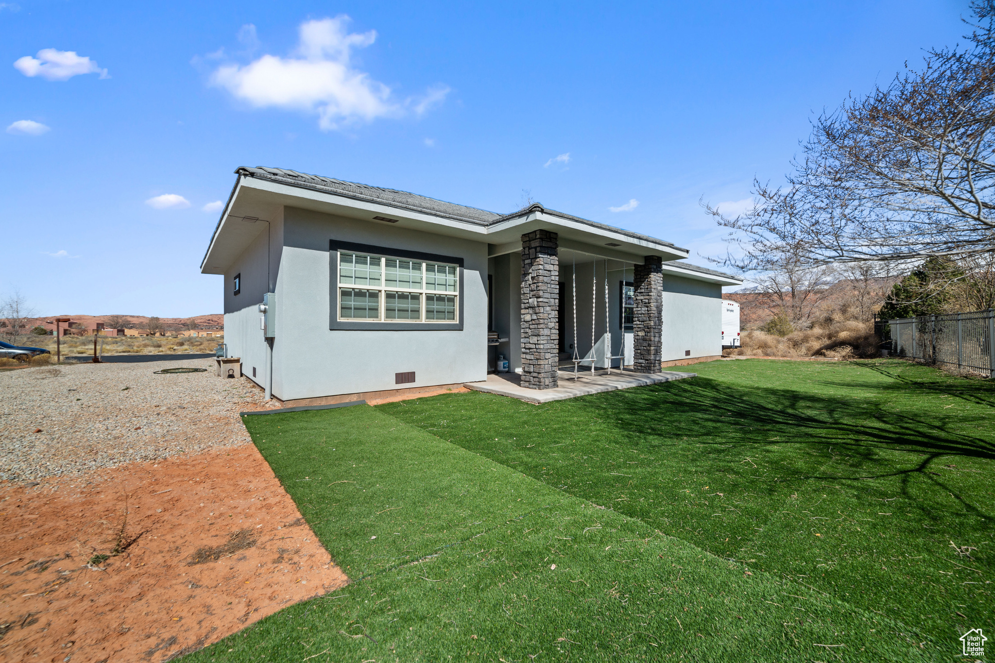 3276 E DESERT WILLOW