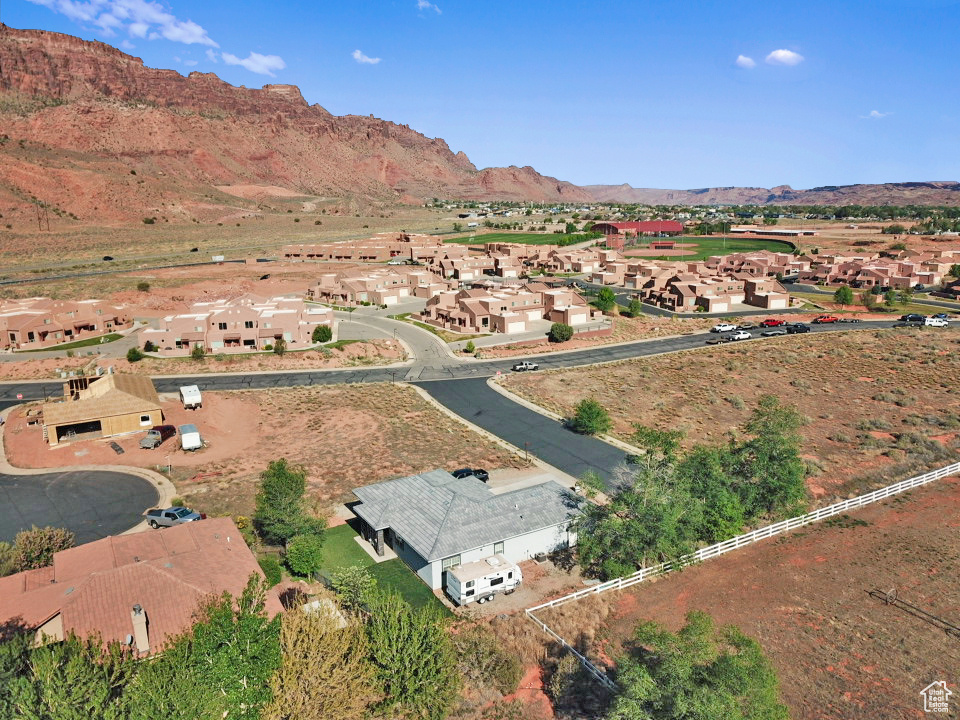 3276 E DESERT WILLOW