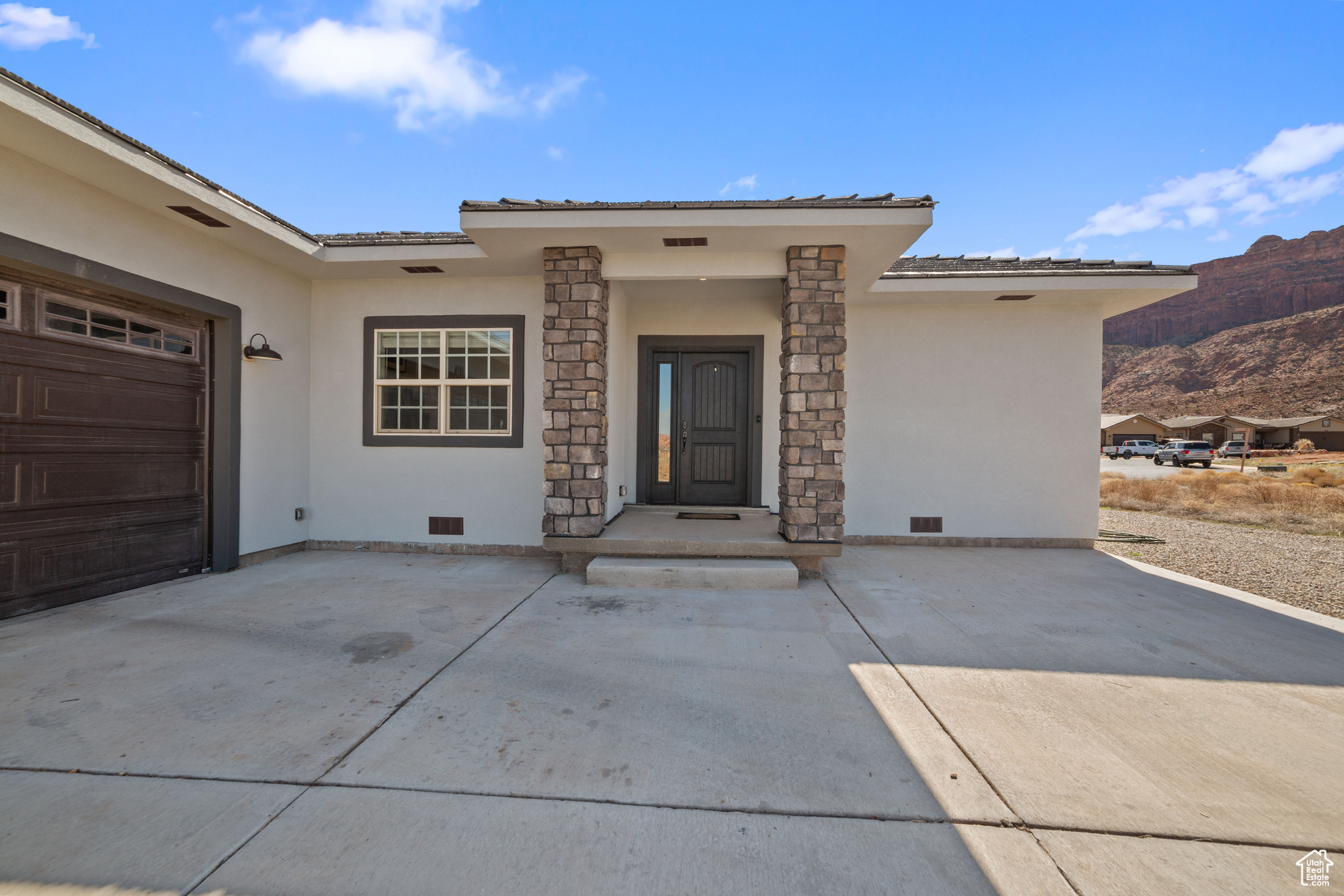 3276 E DESERT WILLOW