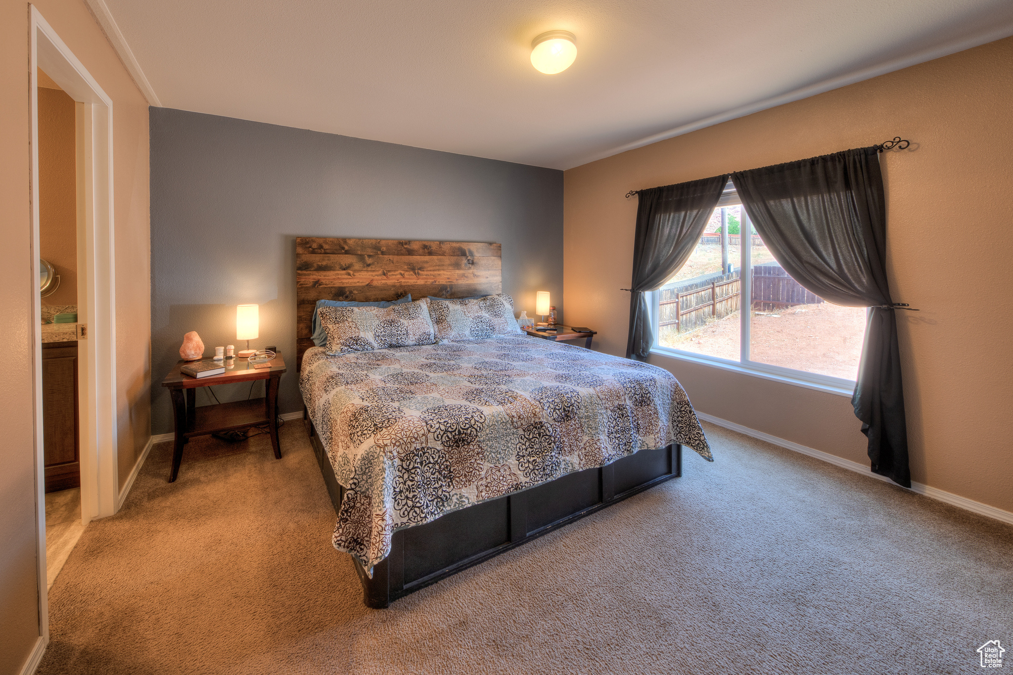 1196 MURPHY LN