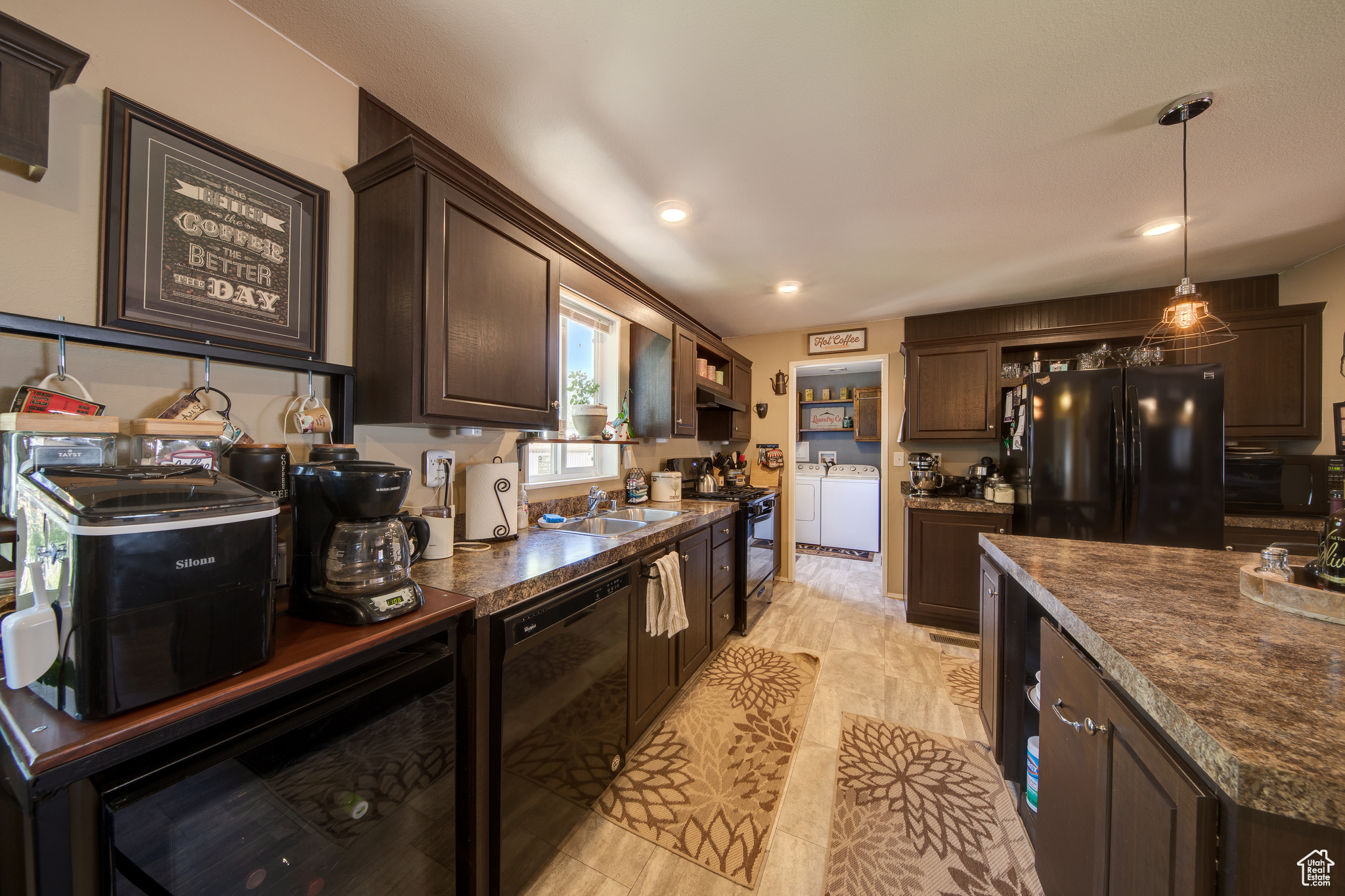 1196 MURPHY LN