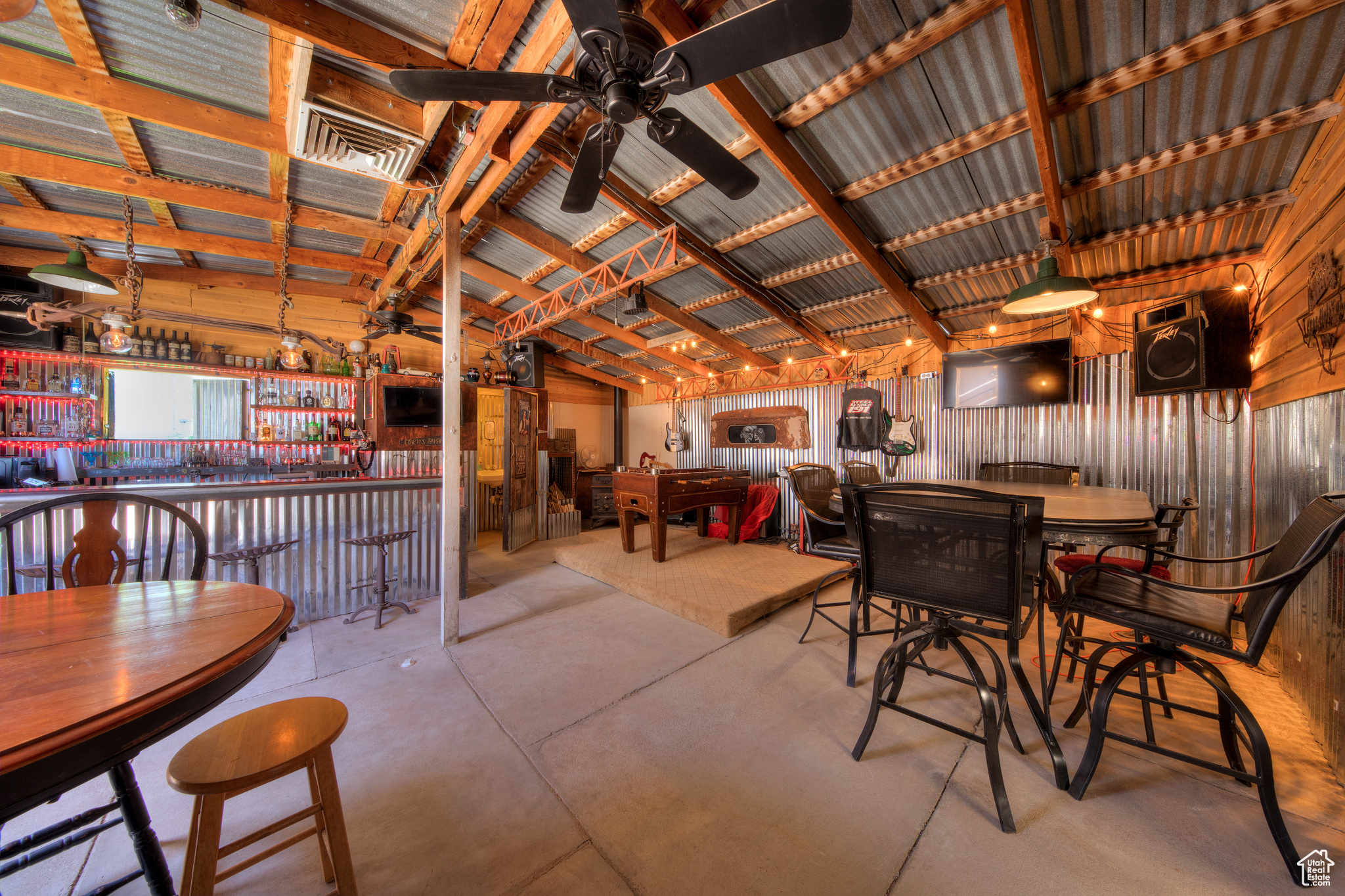 1196 MURPHY LN