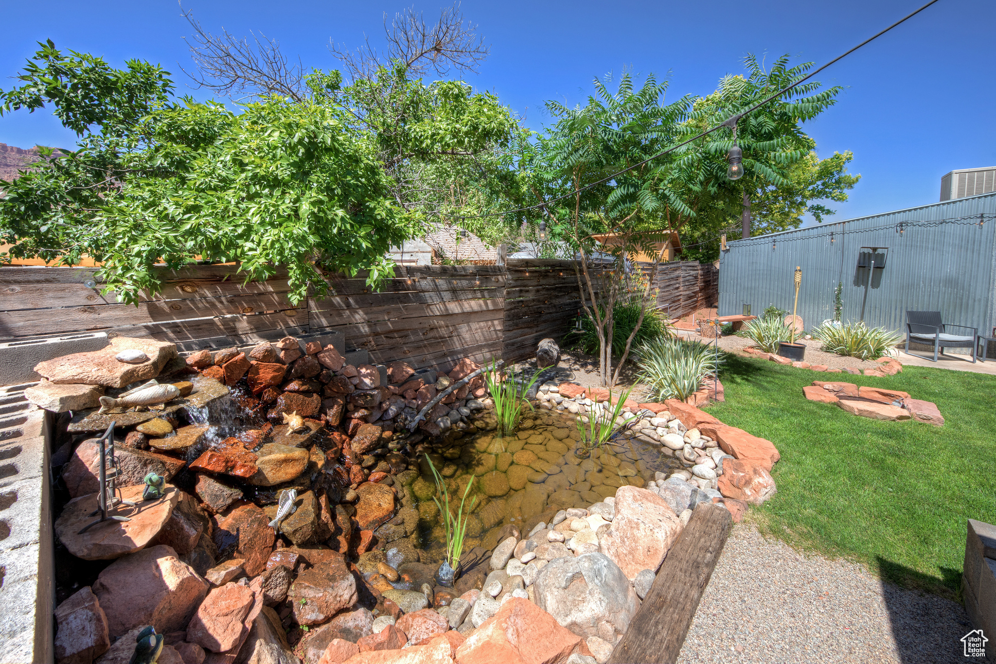 1196 MURPHY LN