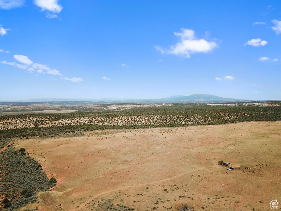 379 S BUG POINT SPUR