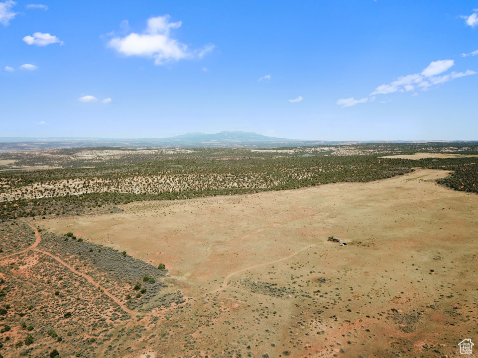 379 S BUG POINT SPUR