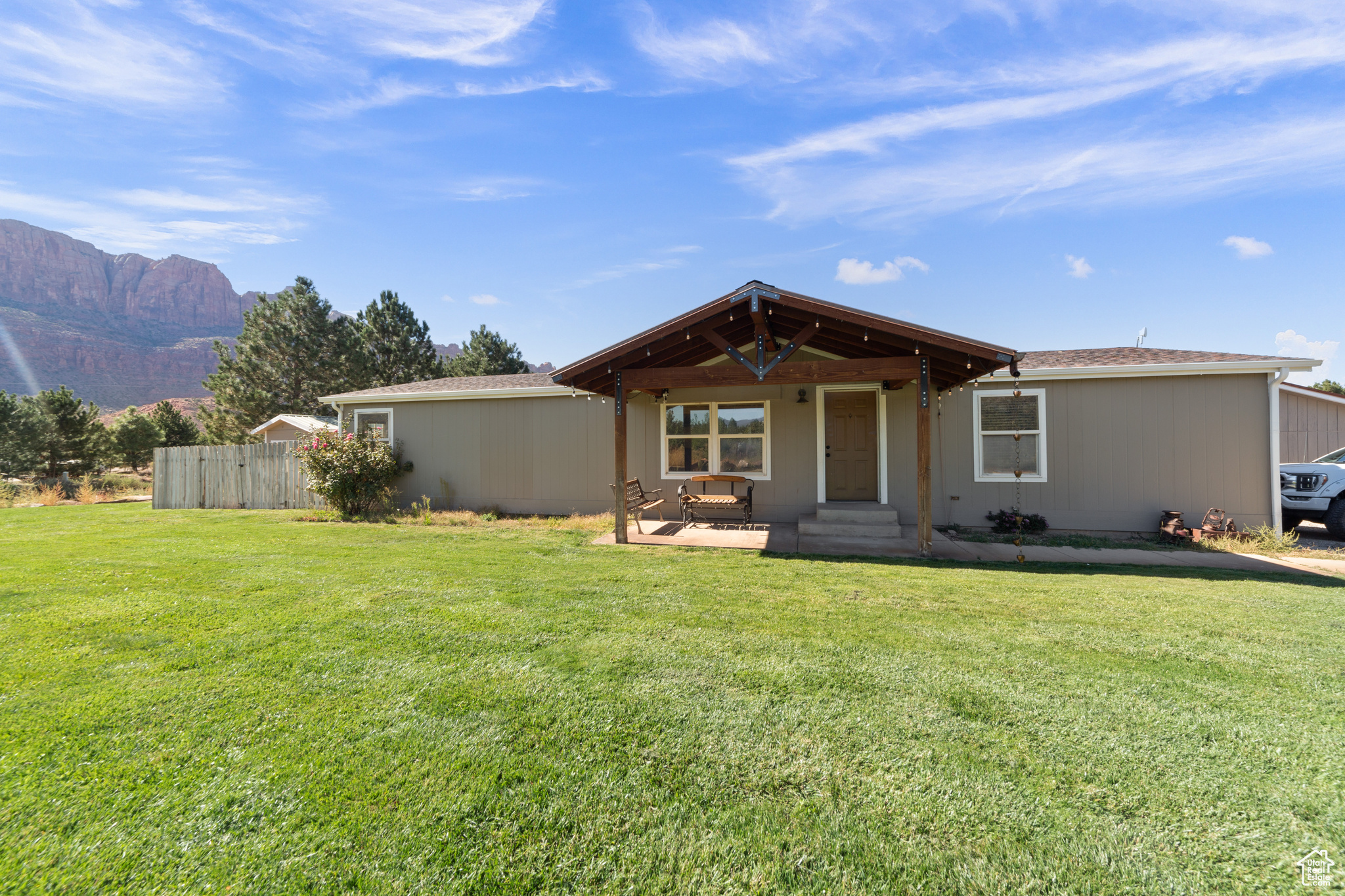 4742 ZIMMERMAN LN