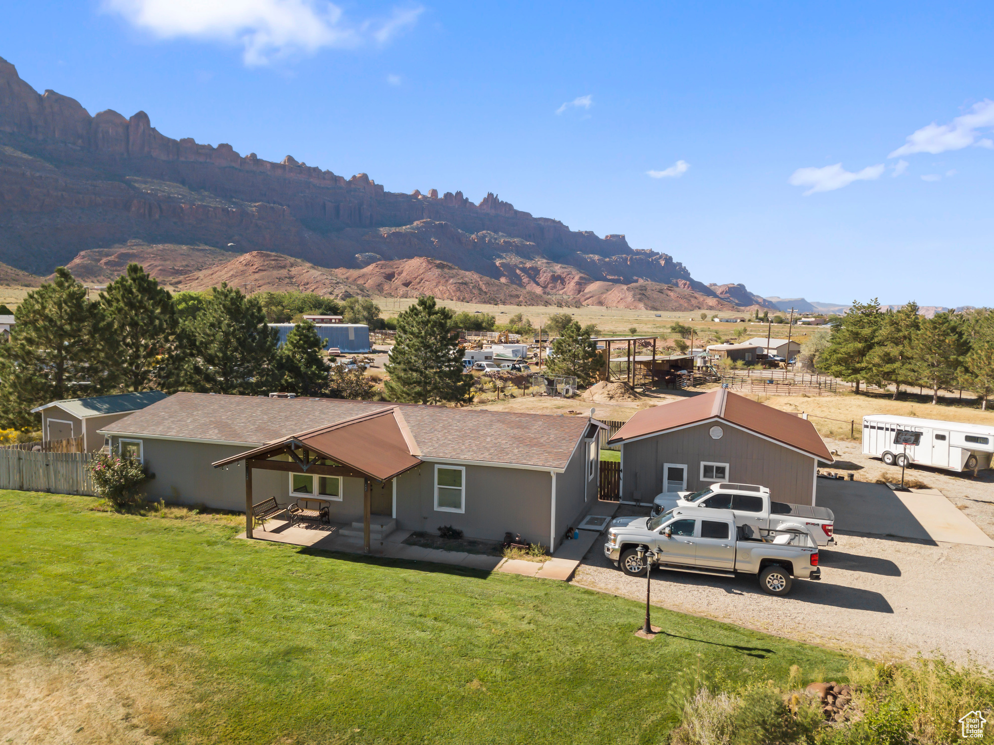 4742 ZIMMERMAN LN