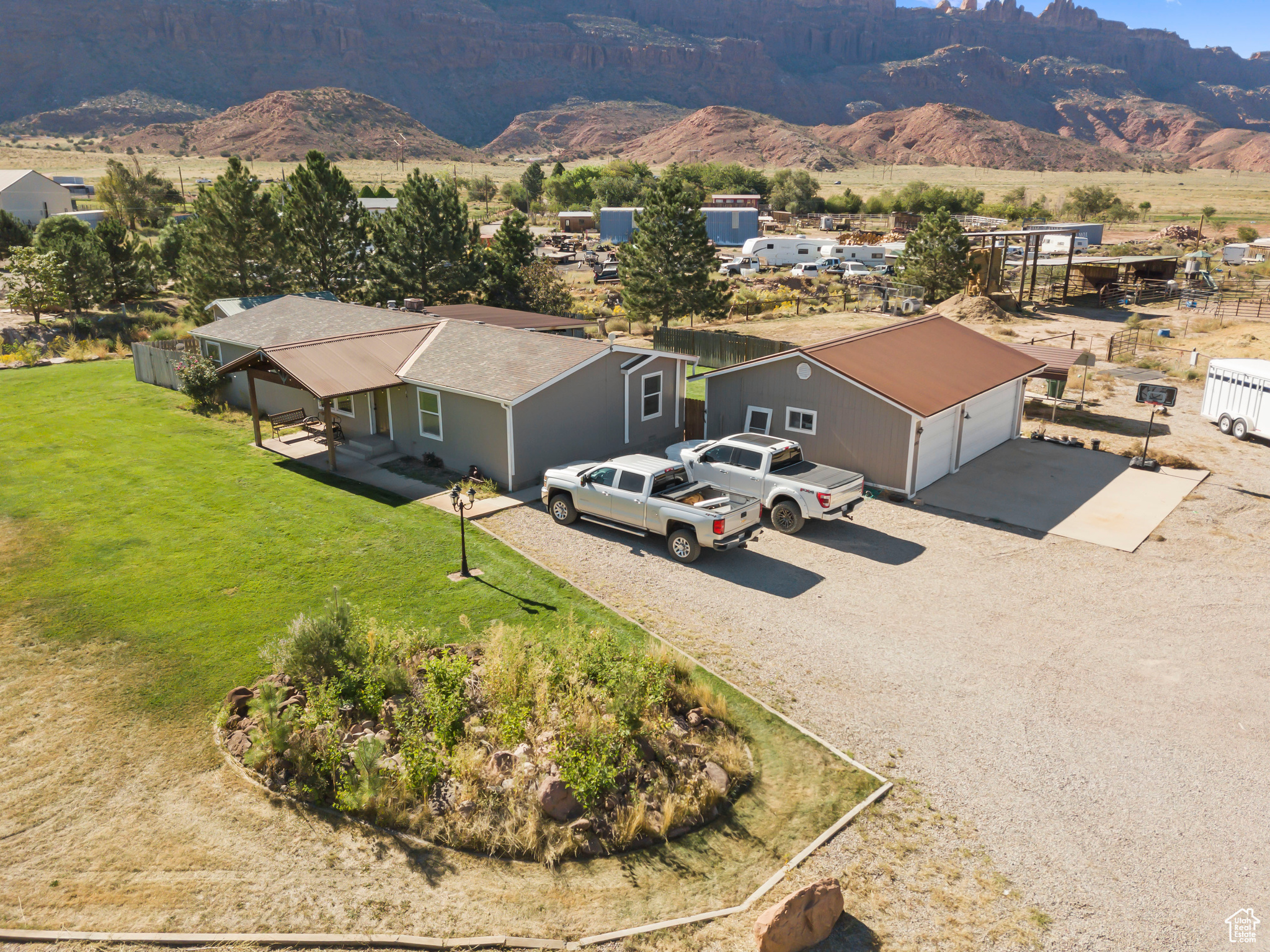 4742 ZIMMERMAN LN