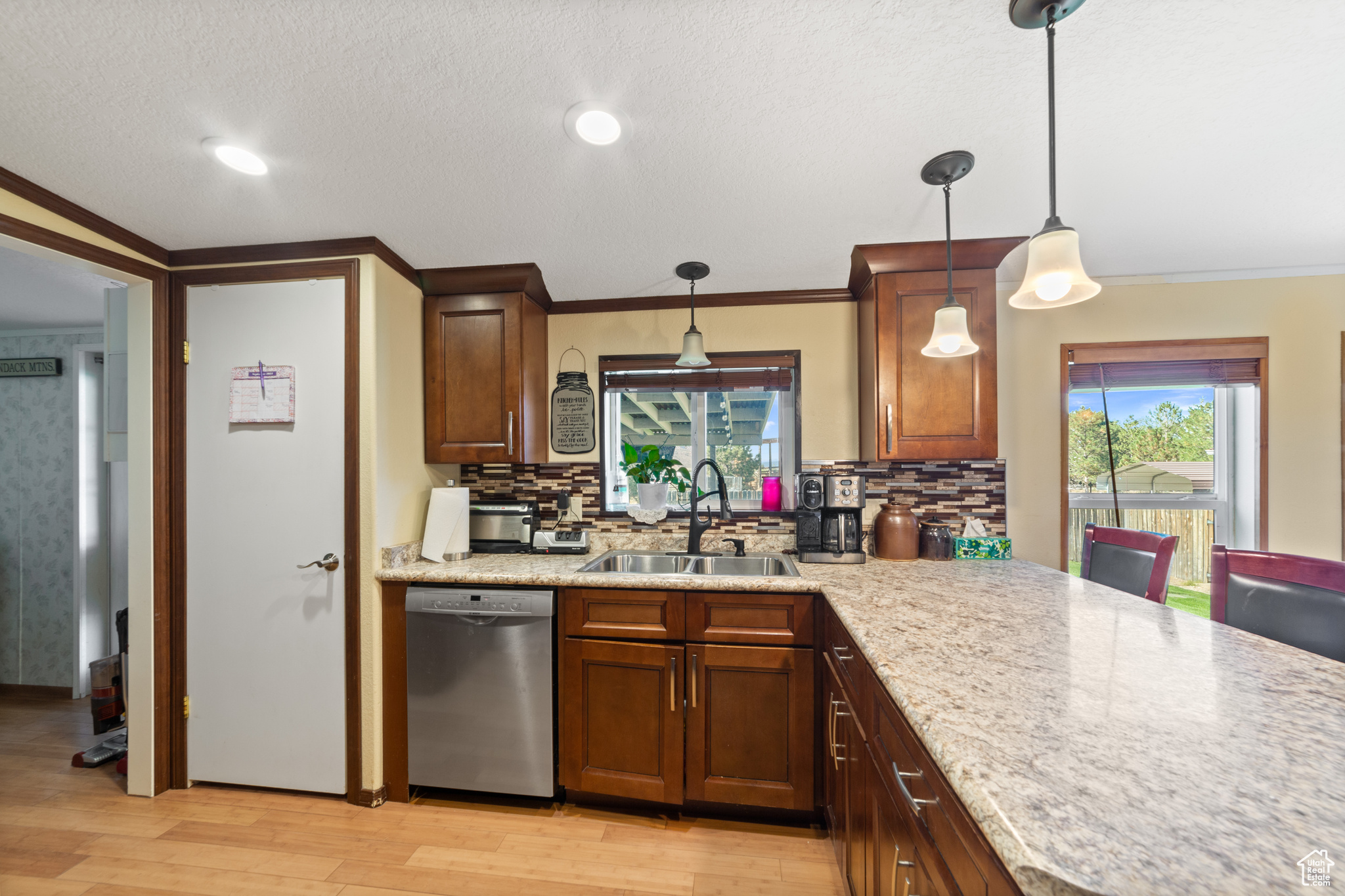4742 ZIMMERMAN LN