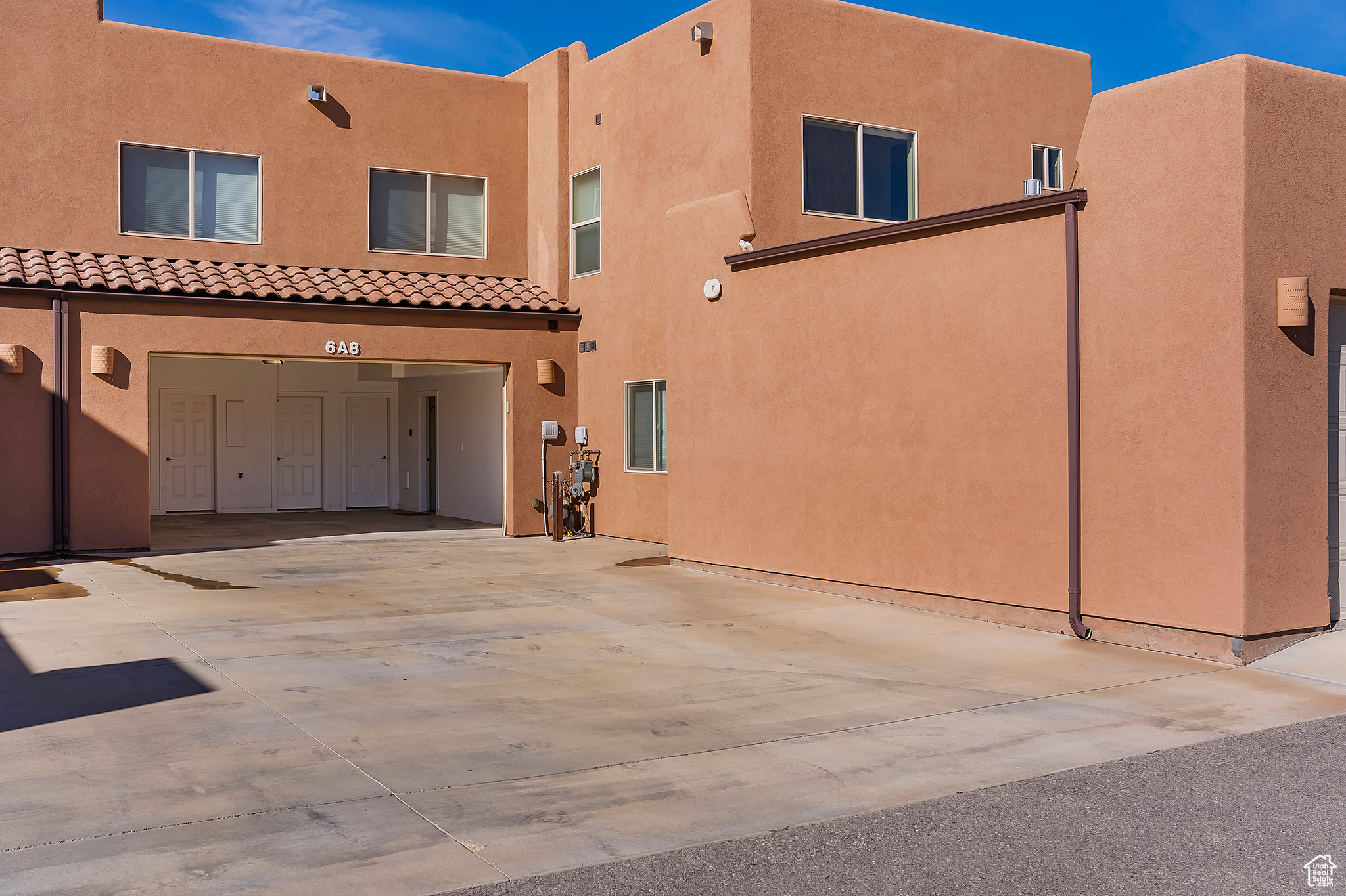 3862 DESERT WILLOW CIR #6-A8