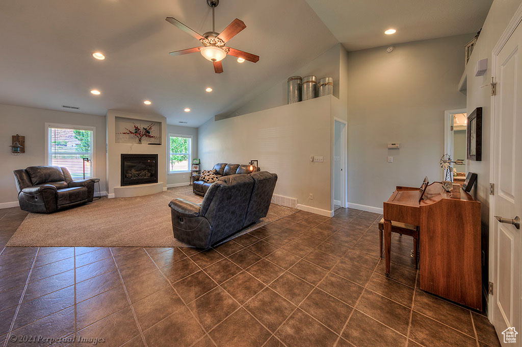 2304 SPANISH VALLEY DR