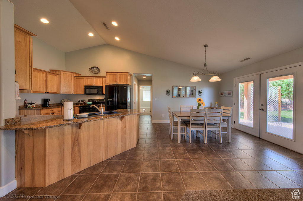 2304 SPANISH VALLEY DR