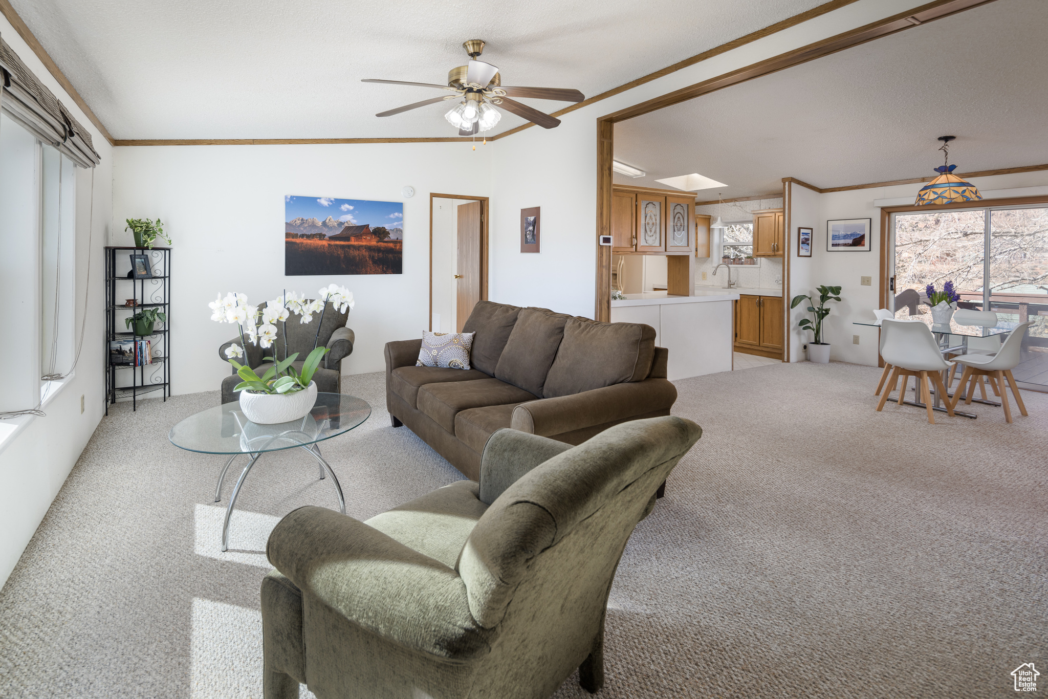 2824 S ANGEL ROCK RD