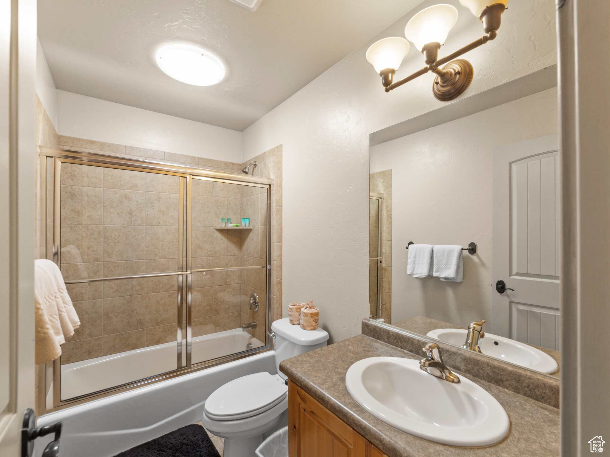 2 DESERT WIND DR #2