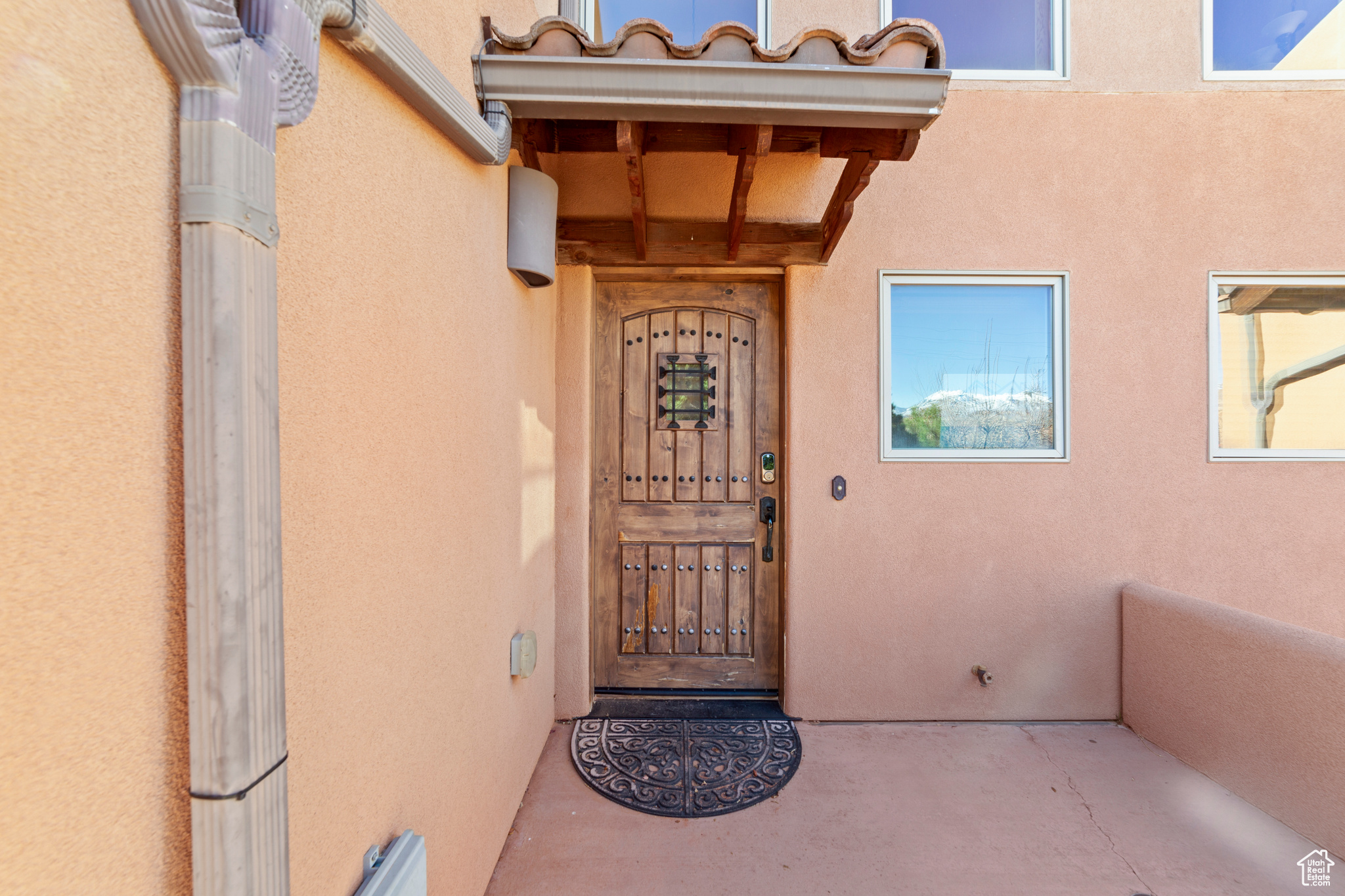 2 DESERT WIND DR #2