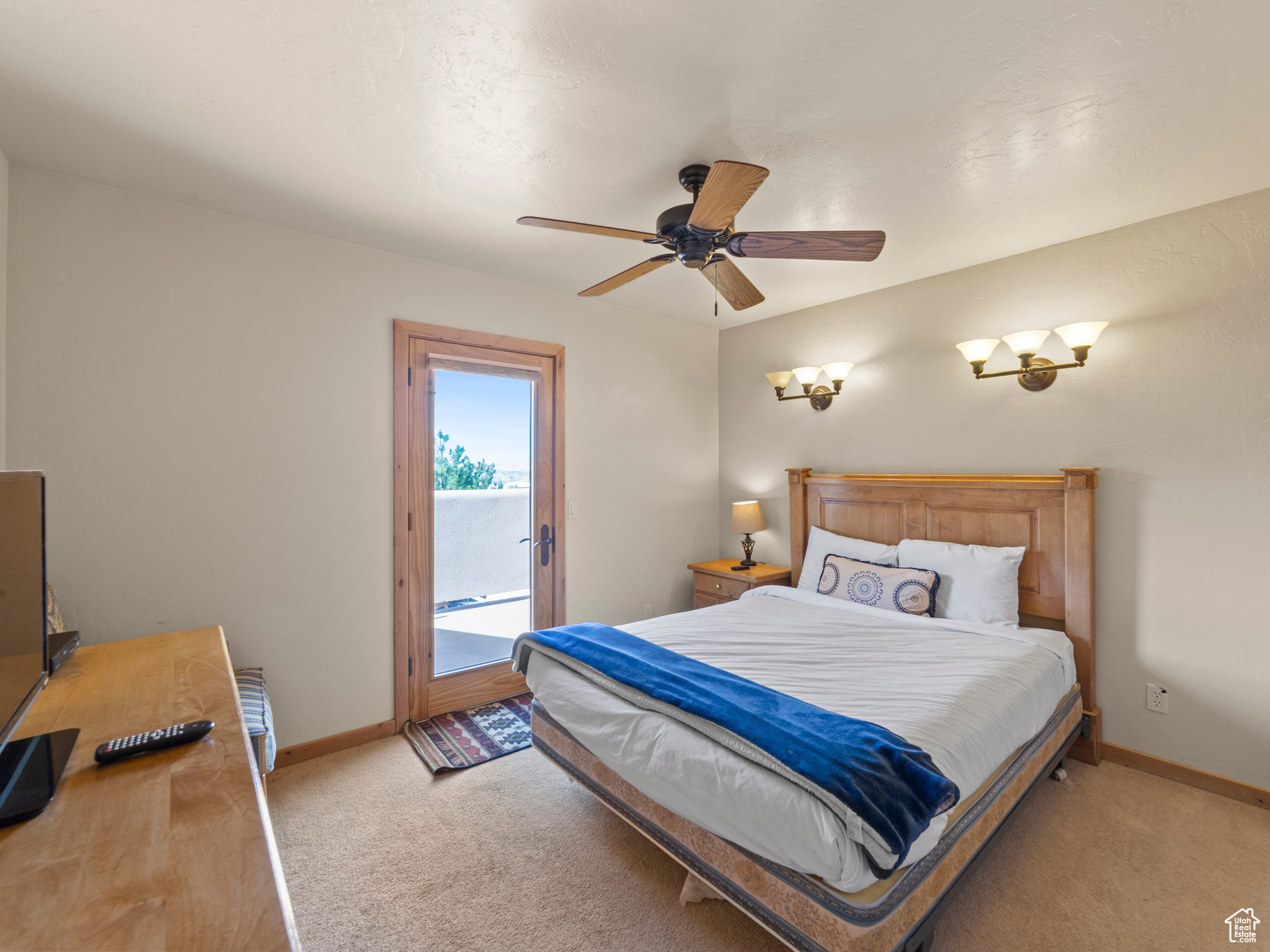 2 DESERT WIND DR #2