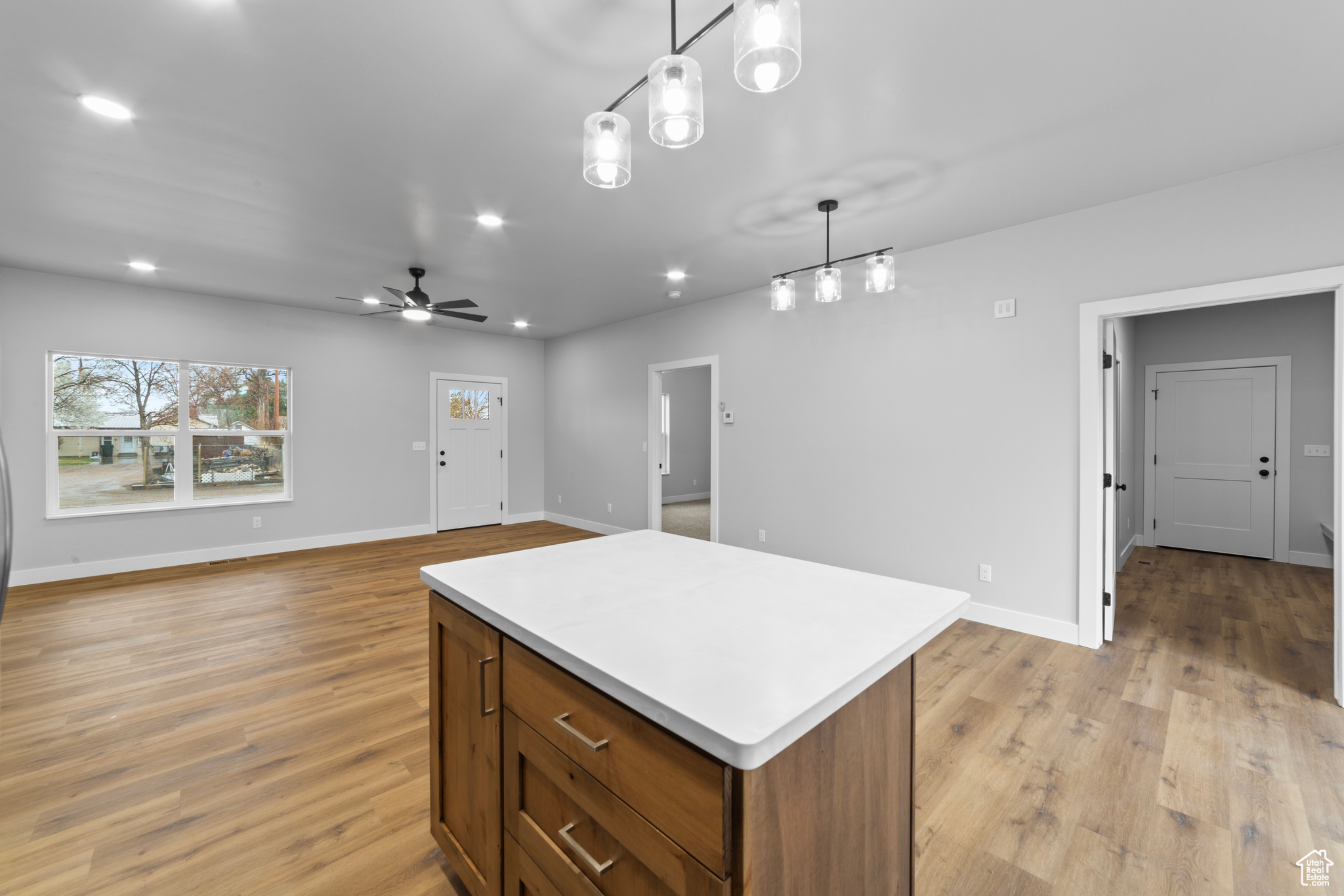 245 E TIDWELL AVE #5