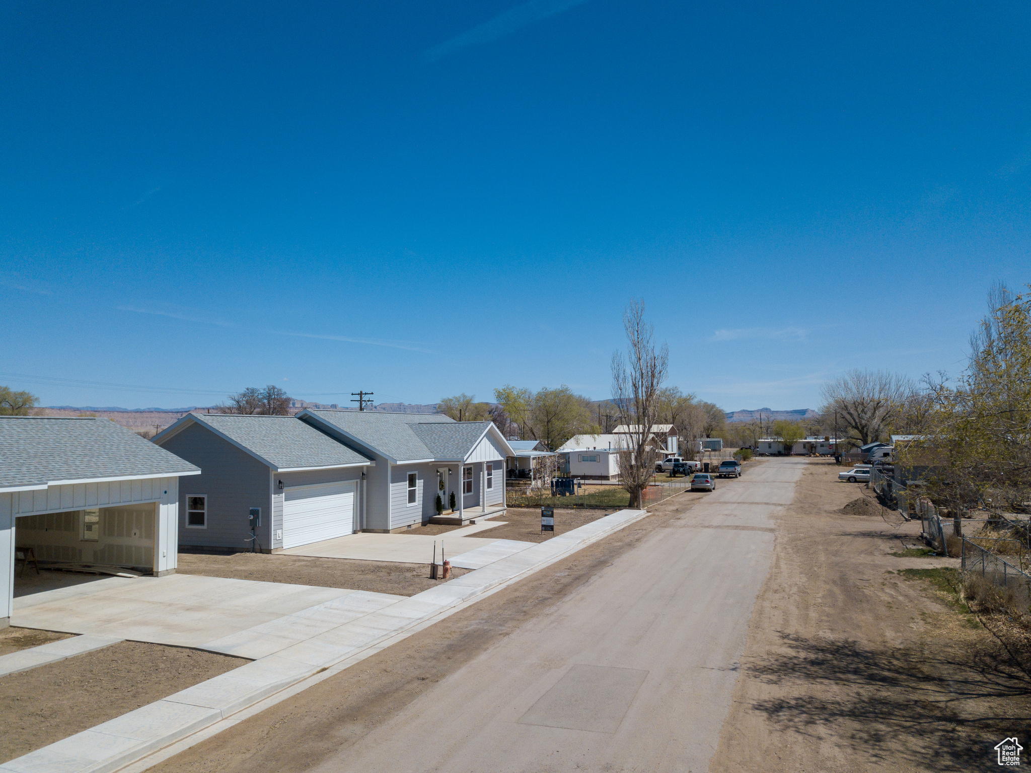 245 E TIDWELL AVE #5